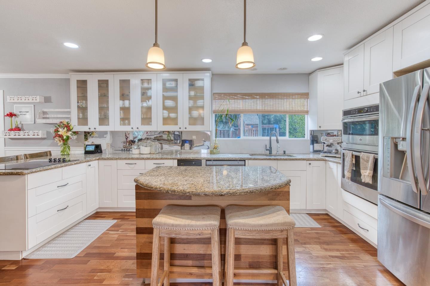 Detail Gallery Image 7 of 33 For 14515 De Anza Ct, Morgan Hill,  CA 95037 - 4 Beds | 2/1 Baths