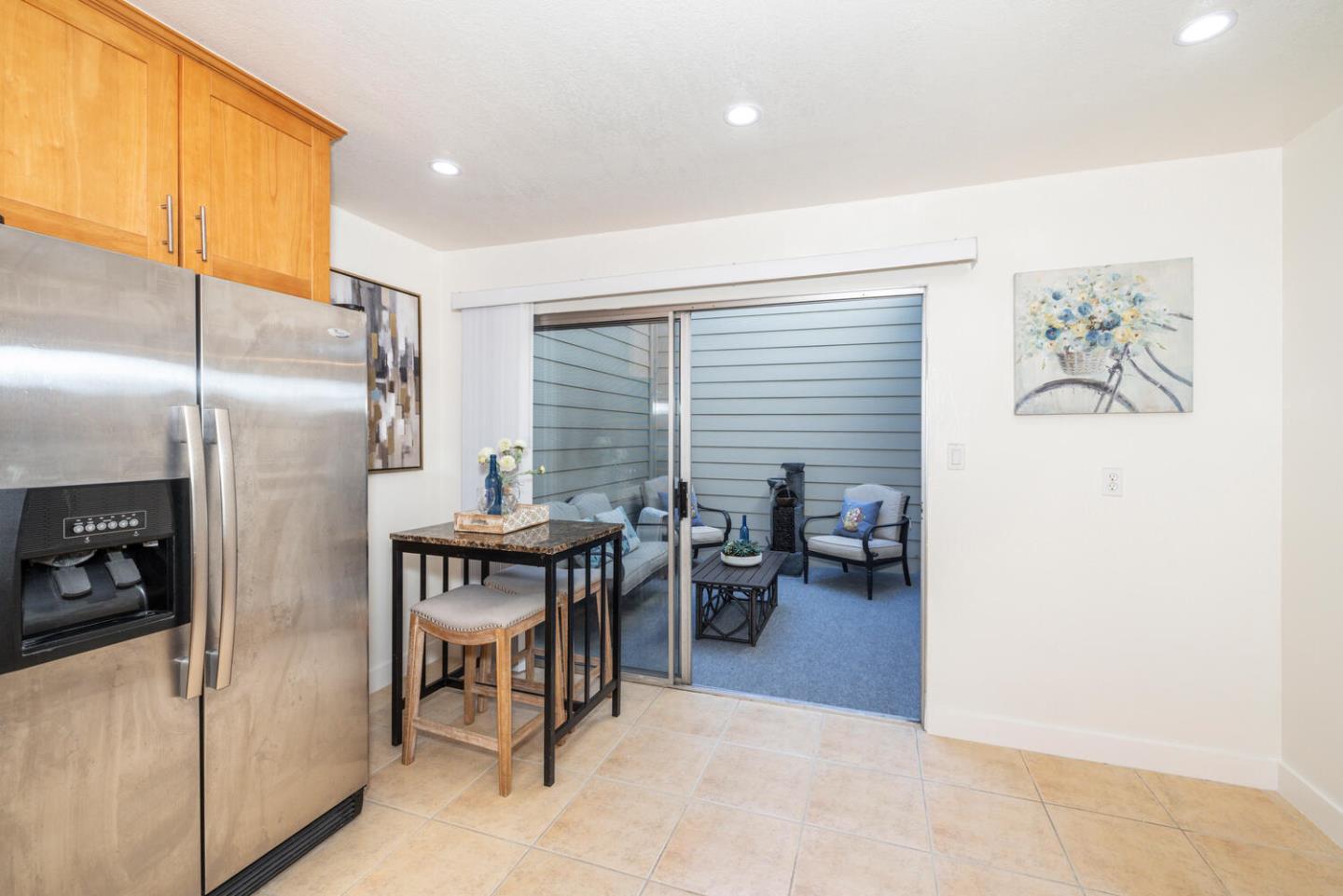 Detail Gallery Image 15 of 43 For 339 Catamaran St, Foster City,  CA 94404 - 3 Beds | 2/1 Baths