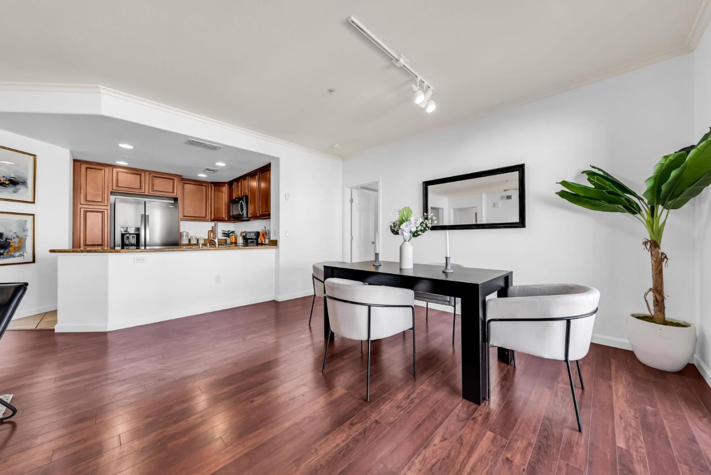 Detail Gallery Image 12 of 45 For 809 Auzerais Ave #321,  San Jose,  CA 95126 - 2 Beds | 2 Baths