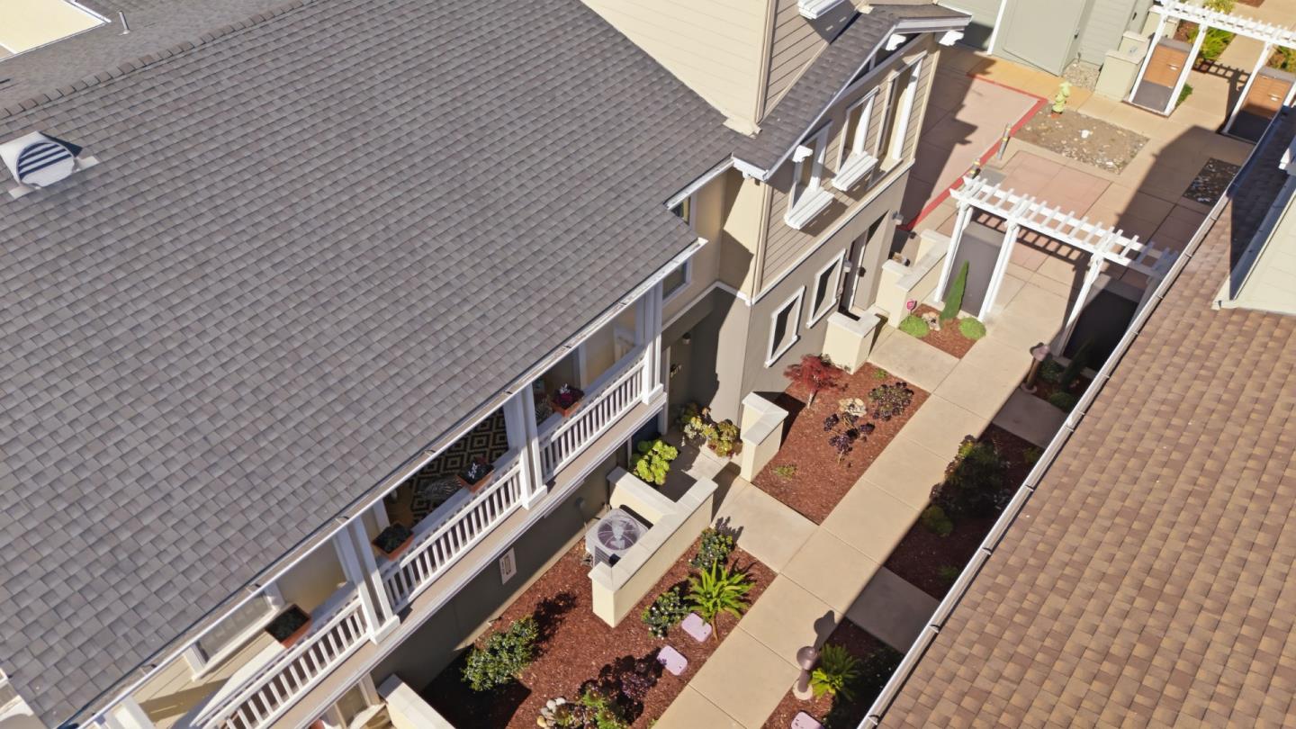 Detail Gallery Image 38 of 41 For 631 True Wind Way #216,  Redwood City,  CA 94063 - 2 Beds | 2/1 Baths