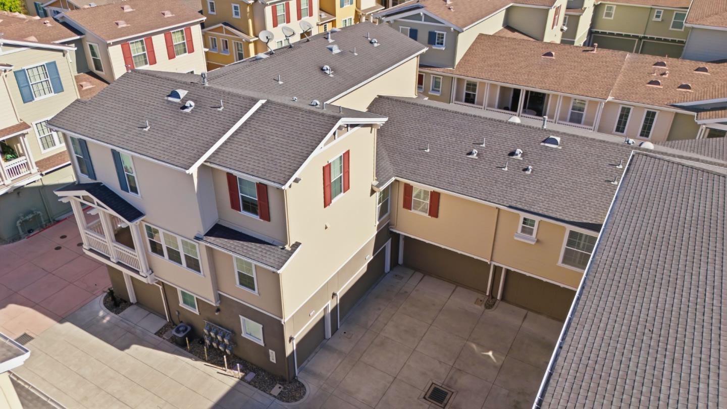 Detail Gallery Image 39 of 41 For 631 True Wind Way #216,  Redwood City,  CA 94063 - 2 Beds | 2/1 Baths