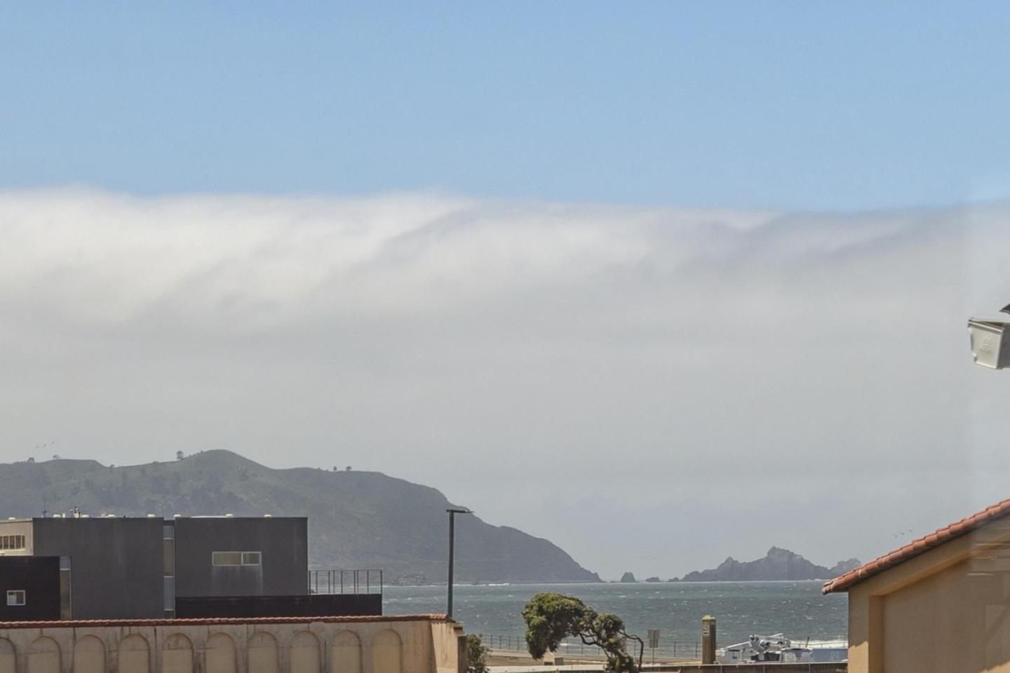 Detail Gallery Image 20 of 23 For 77 Montecito Ave, Pacifica,  CA 94044 - 2 Beds | 1/1 Baths