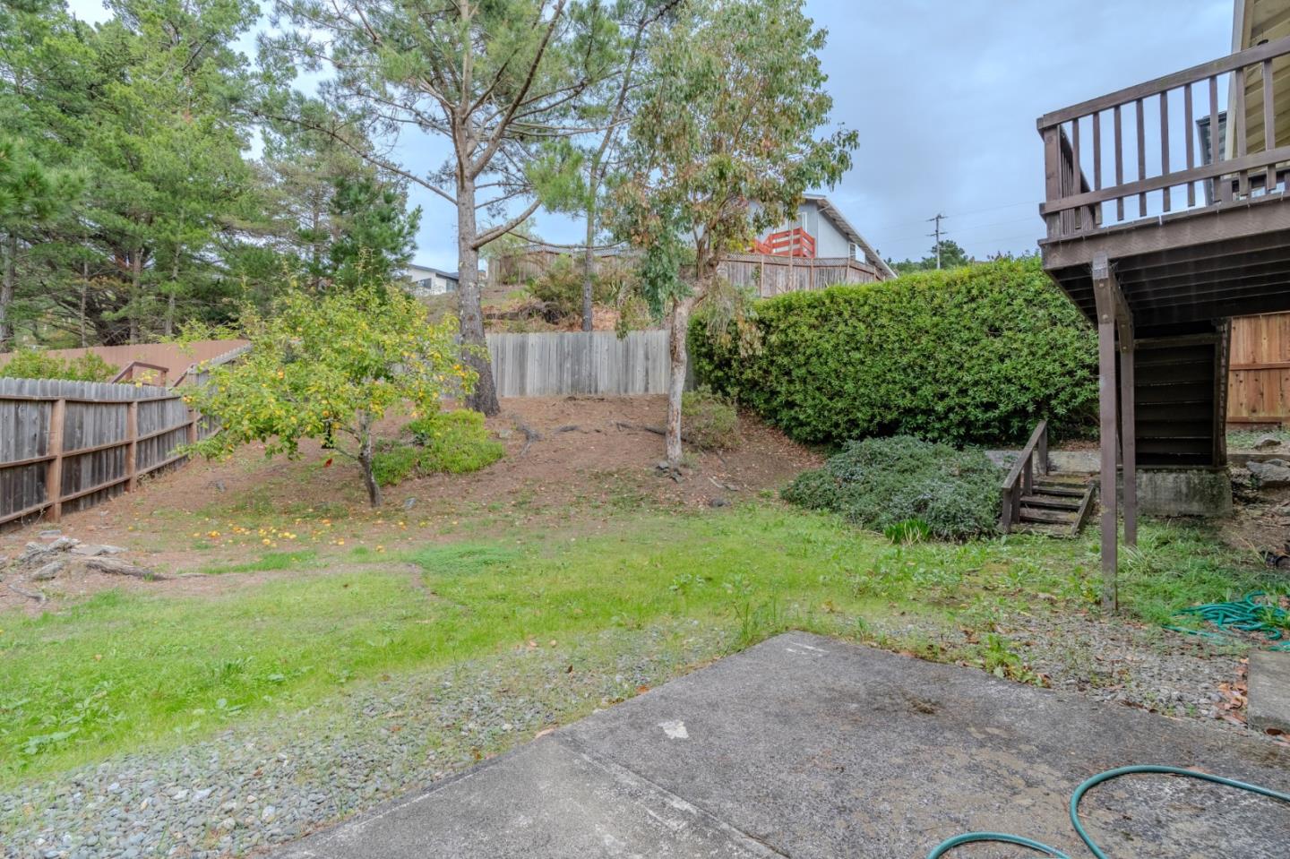 Detail Gallery Image 35 of 39 For 810 Saint Lawrence Dr, Pacifica,  CA 94044 - 3 Beds | 2 Baths