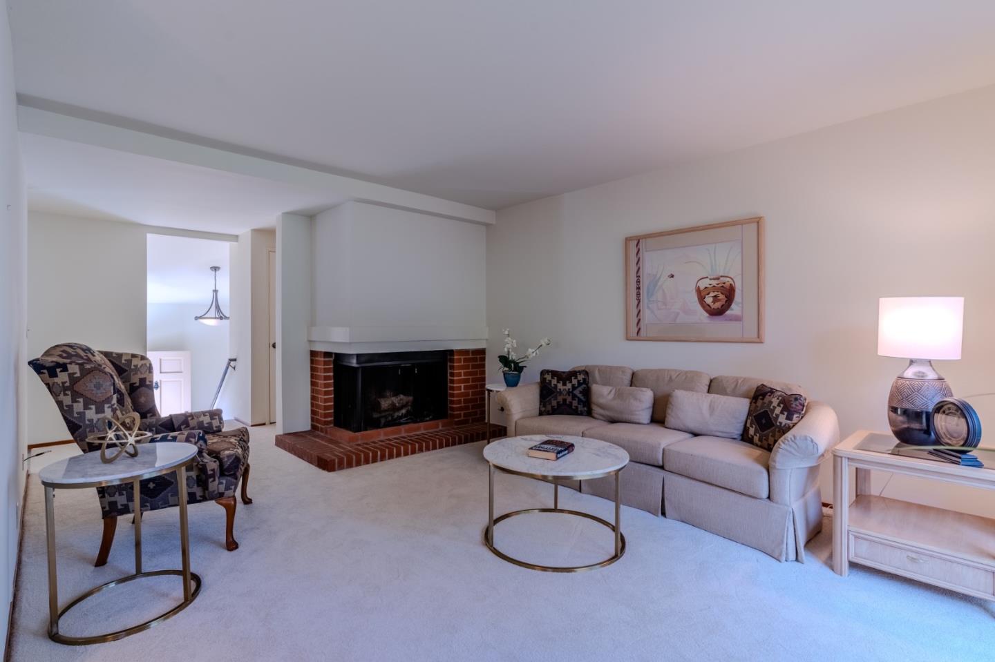 Detail Gallery Image 5 of 39 For 810 Saint Lawrence Dr, Pacifica,  CA 94044 - 3 Beds | 2 Baths