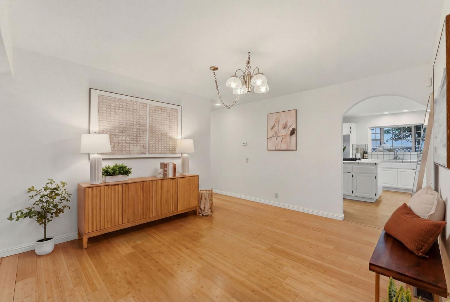 Detail Gallery Image 11 of 74 For 7609 Santa Paula Dr, Gilroy,  CA 95020 - 5 Beds | 3 Baths