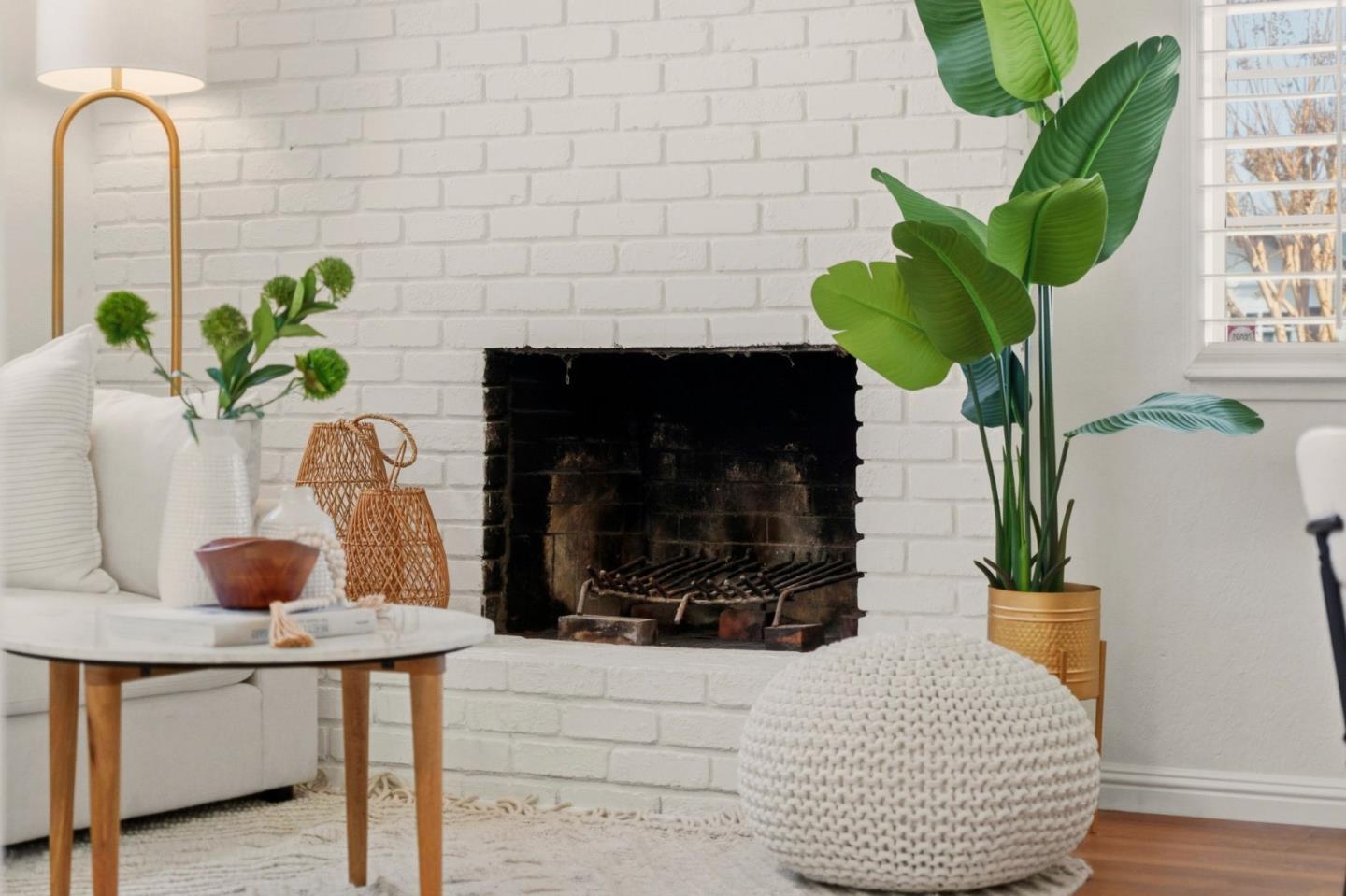 Detail Gallery Image 13 of 74 For 7609 Santa Paula Dr, Gilroy,  CA 95020 - 5 Beds | 3 Baths