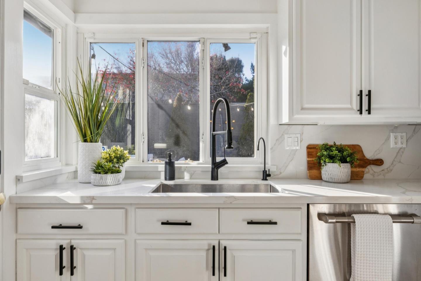 Detail Gallery Image 18 of 40 For 3631 Bassett Ct, South San Francisco,  CA 94080 - 2 Beds | 2 Baths