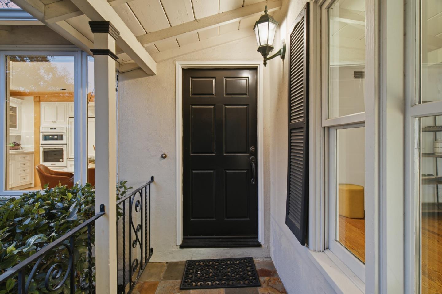 Detail Gallery Image 27 of 46 For 1604 Coronado Way, Burlingame,  CA 94010 - 3 Beds | 1/1 Baths