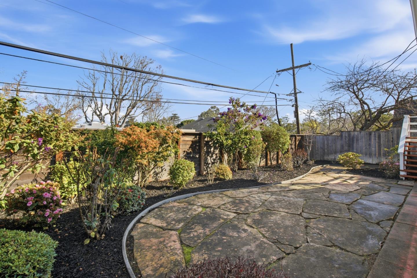 Detail Gallery Image 38 of 46 For 1604 Coronado Way, Burlingame,  CA 94010 - 3 Beds | 1/1 Baths