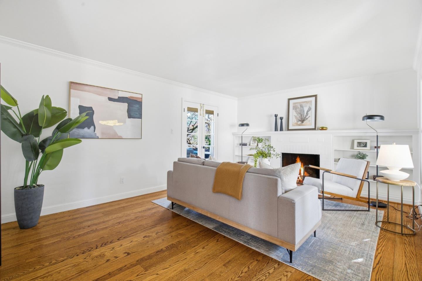 Detail Gallery Image 6 of 46 For 1604 Coronado Way, Burlingame,  CA 94010 - 3 Beds | 1/1 Baths