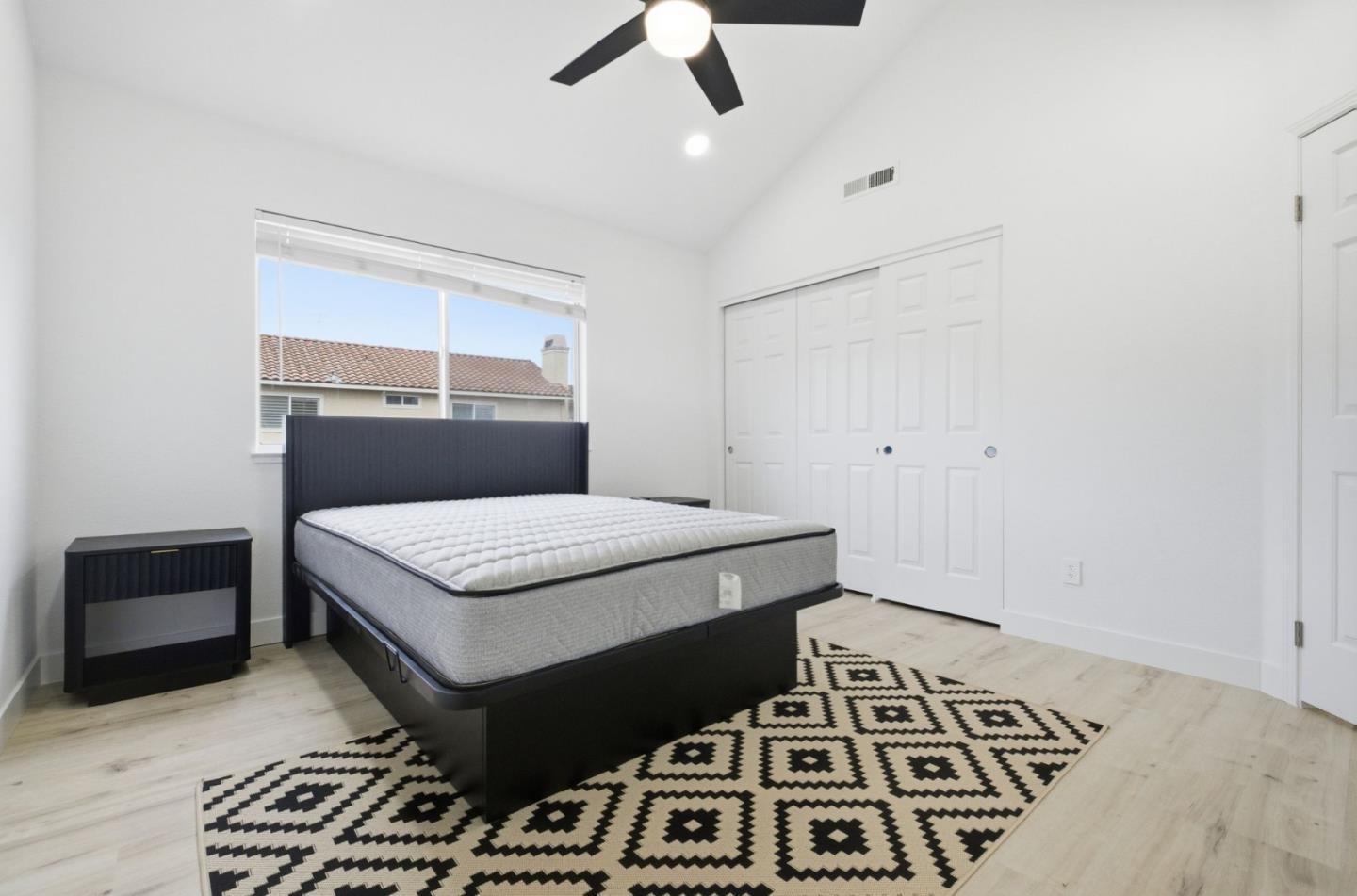 Detail Gallery Image 16 of 29 For 15 Cheswick Cir, Salinas,  CA 93906 - 5 Beds | 3 Baths