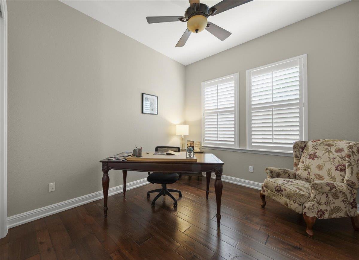 Detail Gallery Image 28 of 38 For 18243 Solano Pl, Morgan Hill,  CA 95037 - 3 Beds | 3 Baths