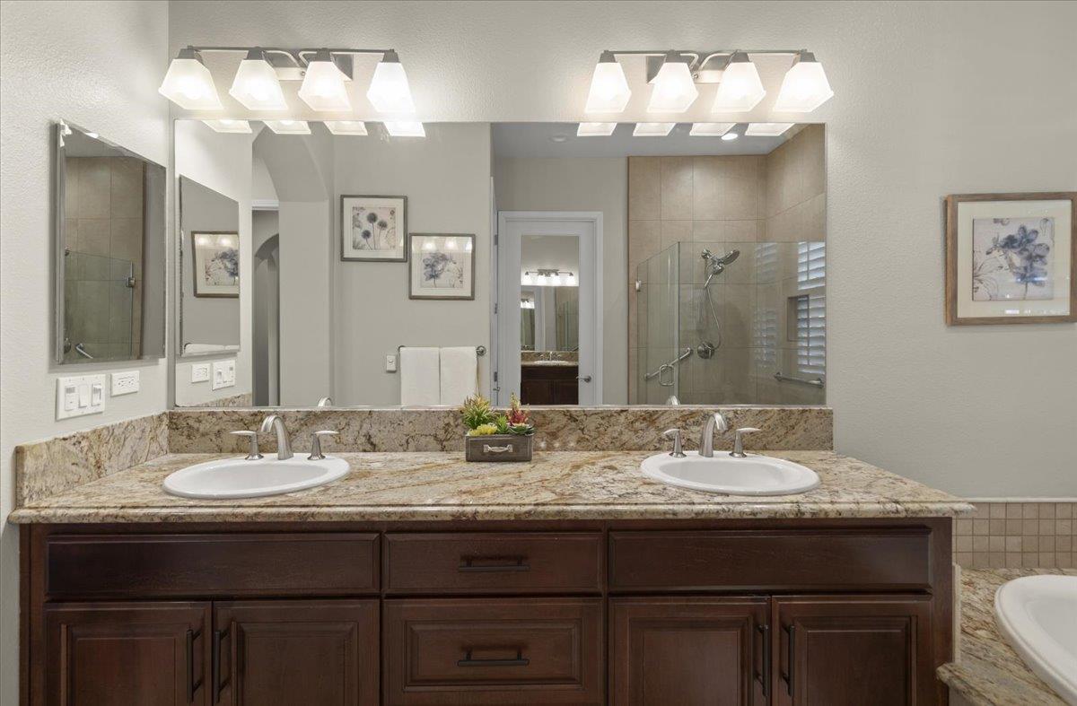 Detail Gallery Image 34 of 38 For 18243 Solano Pl, Morgan Hill,  CA 95037 - 3 Beds | 3 Baths