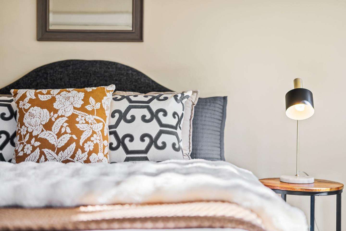 Detail Gallery Image 24 of 58 For 2222 Ocean Street Ext, Santa Cruz,  CA 95060 - 4 Beds | 3 Baths