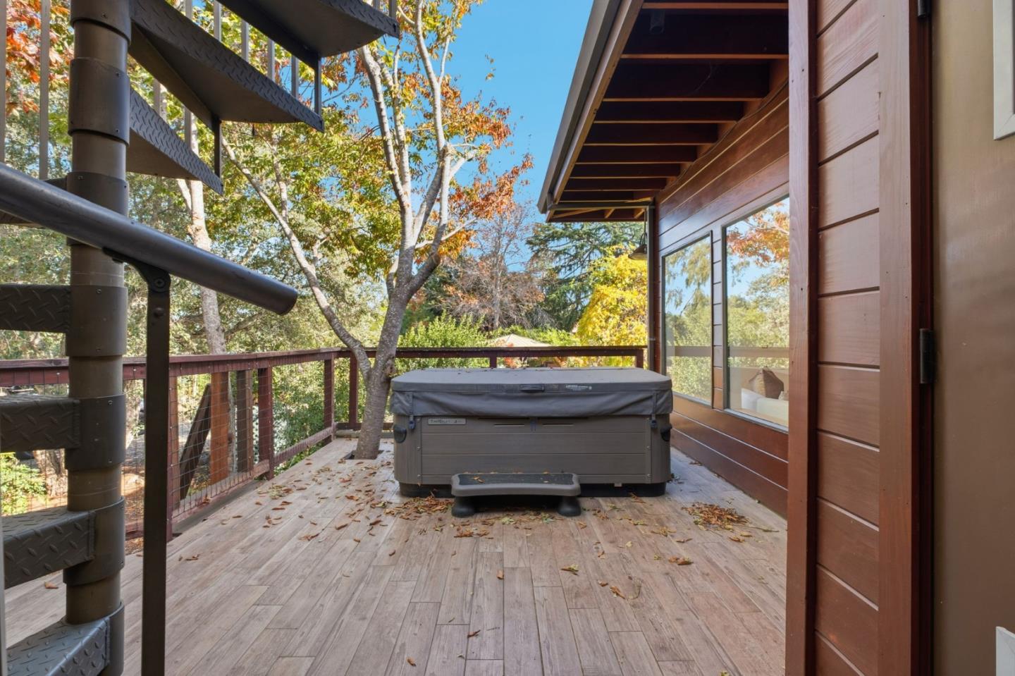 Detail Gallery Image 22 of 40 For 711 W California Way, Redwood City,  CA 94062 - 3 Beds | 3/1 Baths