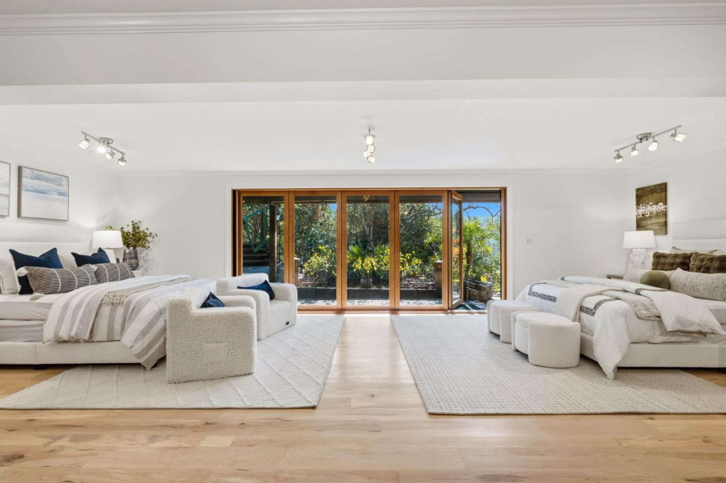 Detail Gallery Image 32 of 40 For 711 W California Way, Redwood City,  CA 94062 - 3 Beds | 3/1 Baths