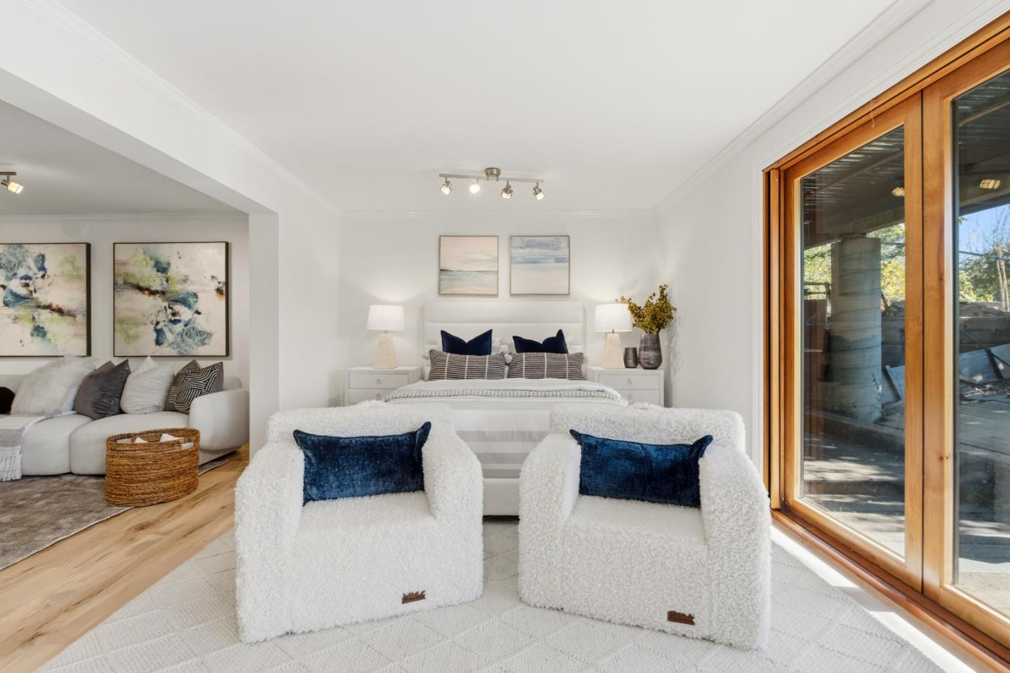 Detail Gallery Image 34 of 40 For 711 W California Way, Redwood City,  CA 94062 - 3 Beds | 3/1 Baths