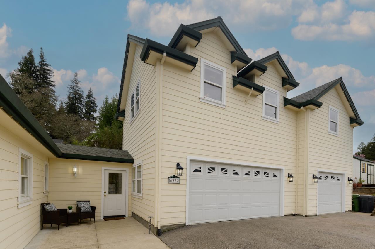 Detail Gallery Image 5 of 185 For 6329 Cooper St, Felton,  CA 95018 - 6 Beds | 3/1 Baths