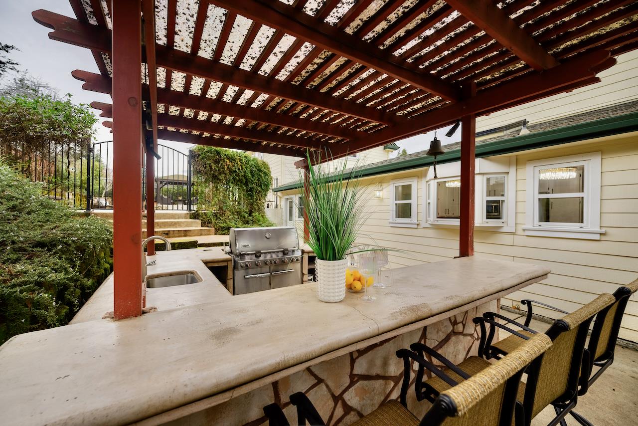 Detail Gallery Image 9 of 185 For 6329 Cooper St, Felton,  CA 95018 - 6 Beds | 3/1 Baths