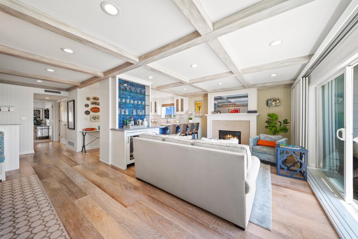 Detail Gallery Image 5 of 37 For 22130 E Cliff Dr 2a,  Santa Cruz,  CA 95062 - 2 Beds | 2 Baths