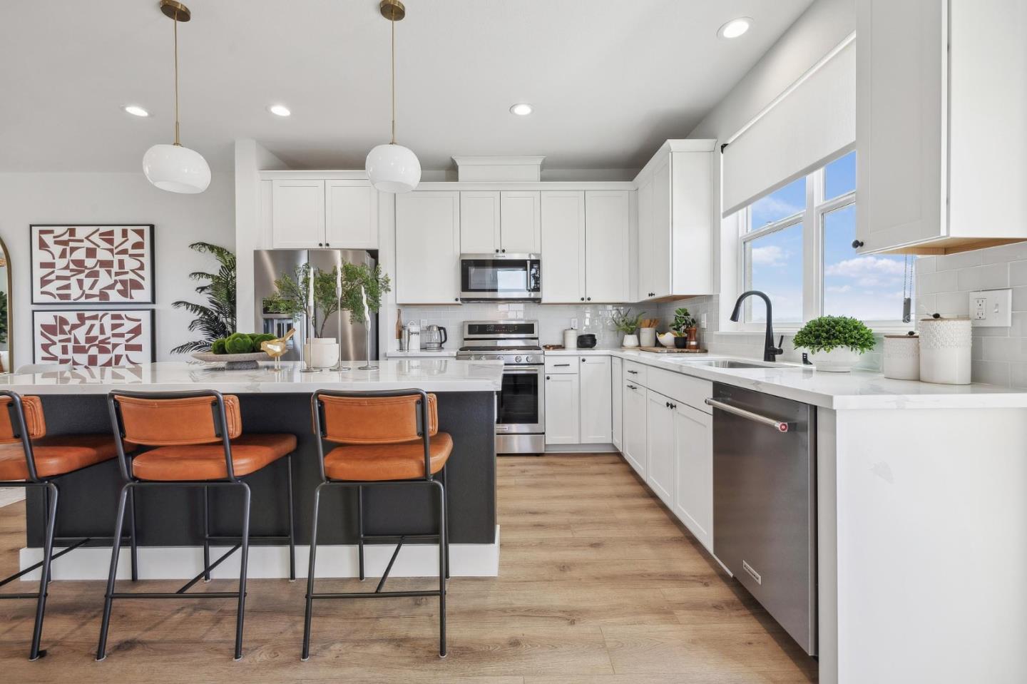 Detail Gallery Image 11 of 33 For 138 Skyline Vista Way, Watsonville,  CA 95076 - 3 Beds | 3/1 Baths