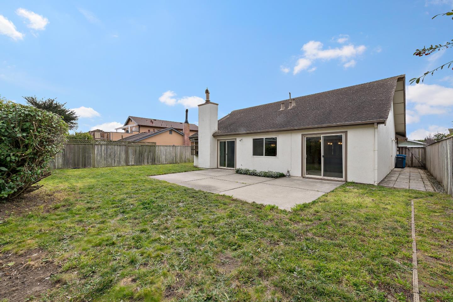 Detail Gallery Image 22 of 32 For 1519 Hawser Ln, Half Moon Bay,  CA 94019 - 4 Beds | 2 Baths