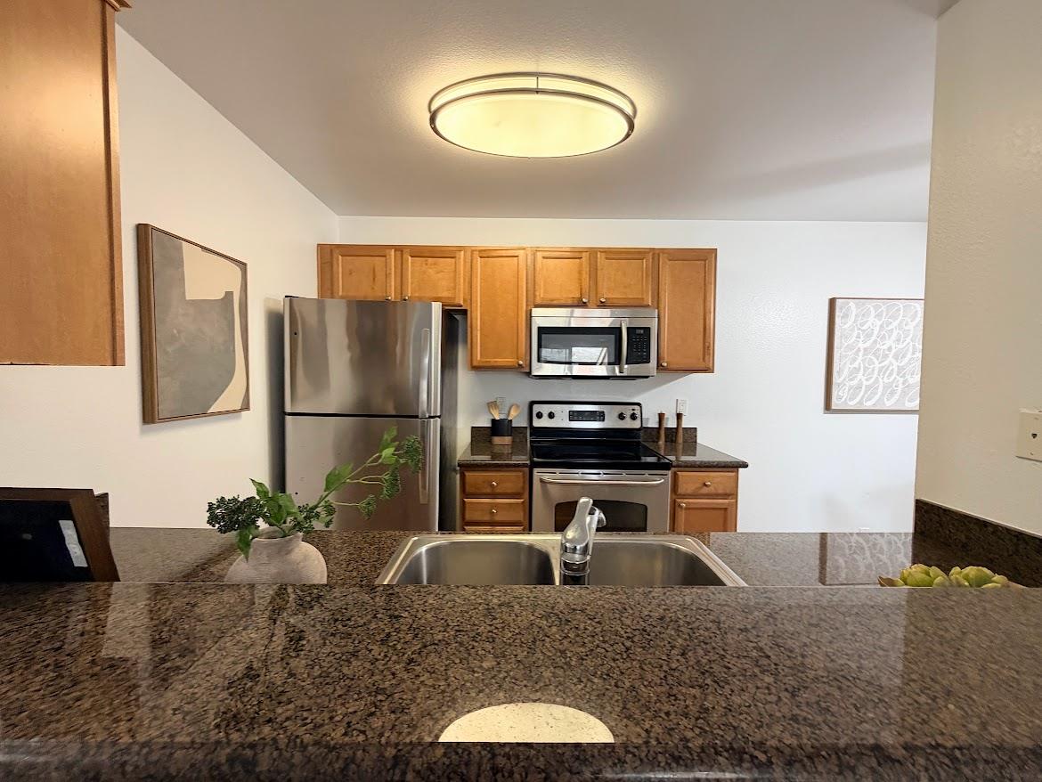 Detail Gallery Image 17 of 24 For 3230 Red Cedar Ter, Fremont,  CA 94536 - 2 Beds | 1 Baths