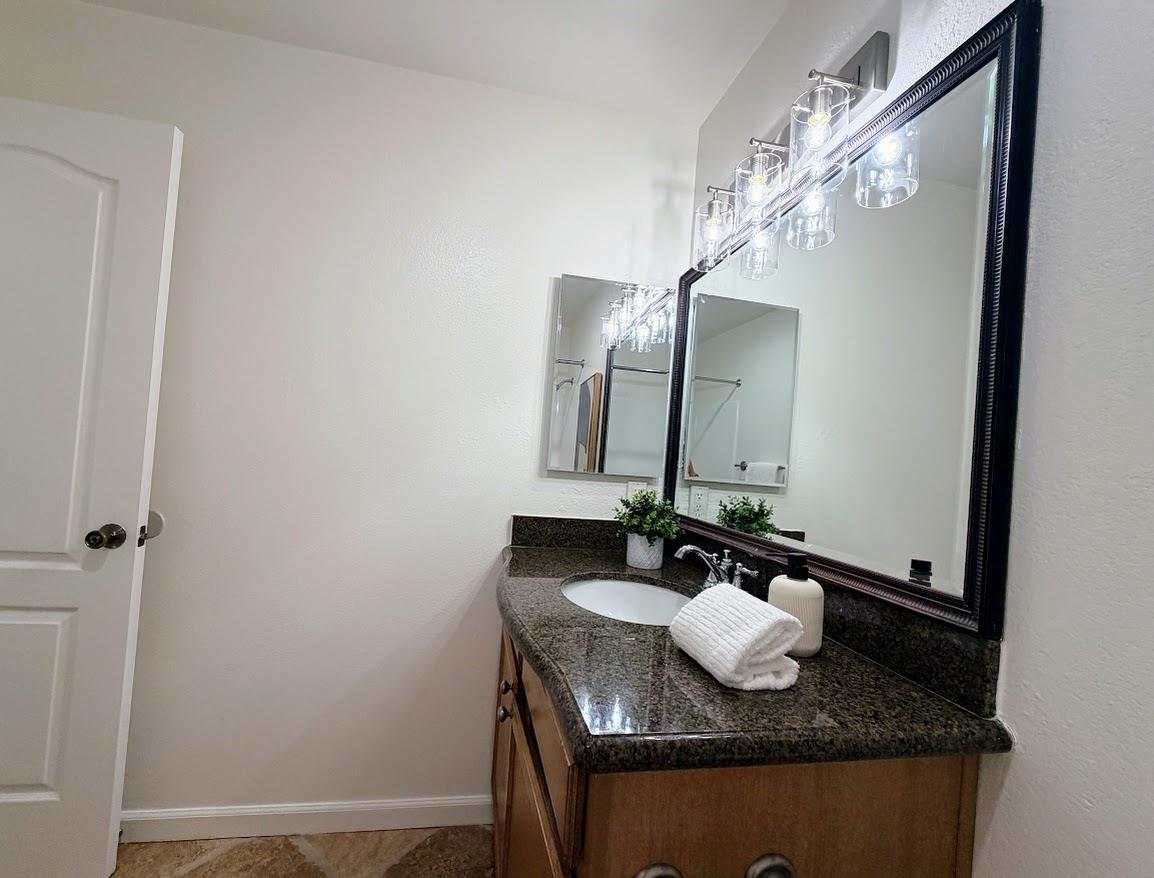 Detail Gallery Image 7 of 24 For 3230 Red Cedar Ter, Fremont,  CA 94536 - 2 Beds | 1 Baths