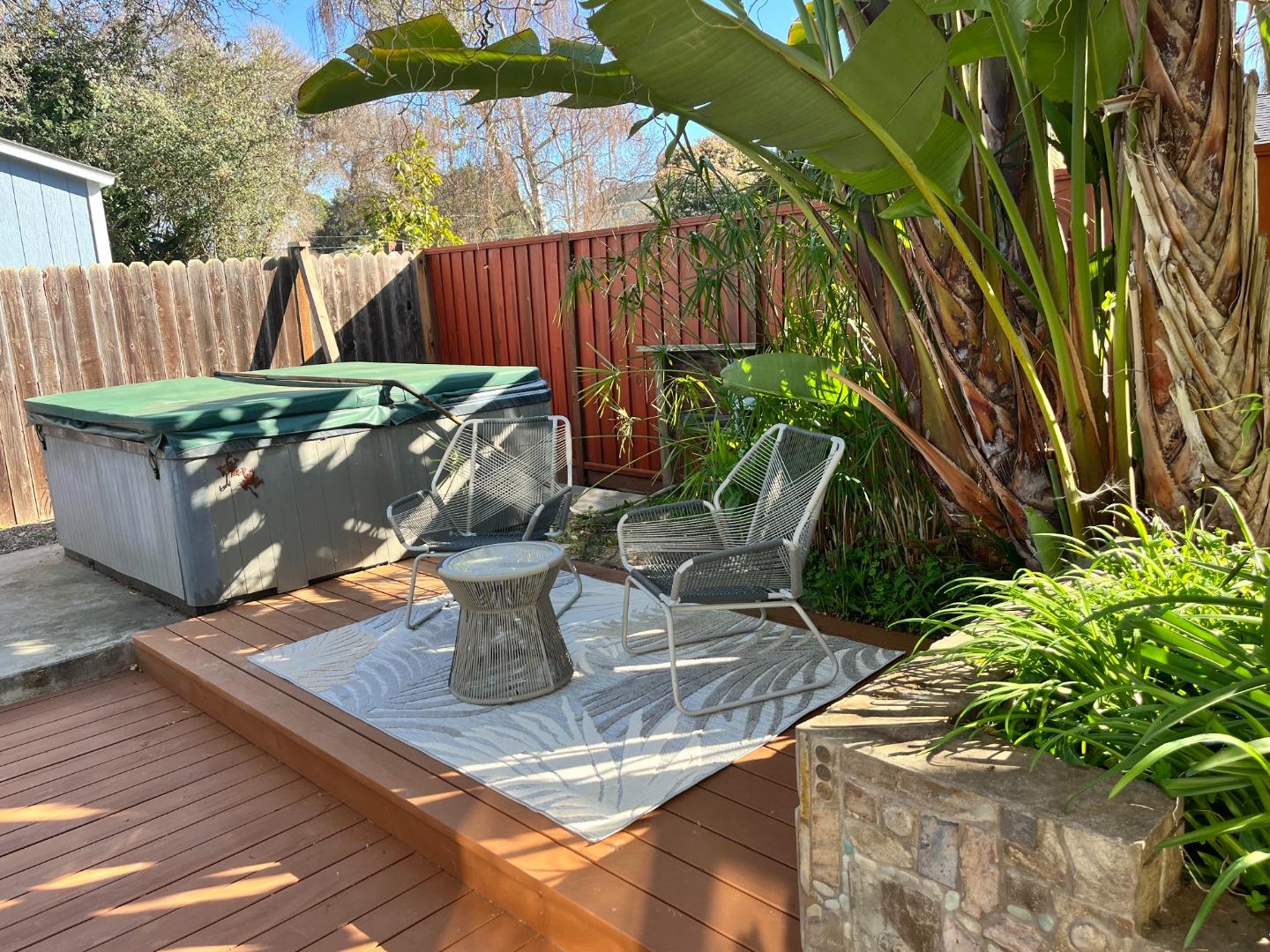 Detail Gallery Image 10 of 55 For 980 30th Ave, Santa Cruz,  CA 95062 - 4 Beds | 2 Baths