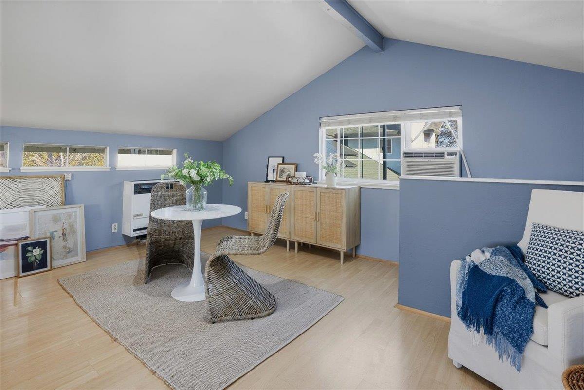 Detail Gallery Image 42 of 55 For 980 30th Ave, Santa Cruz,  CA 95062 - 4 Beds | 2 Baths