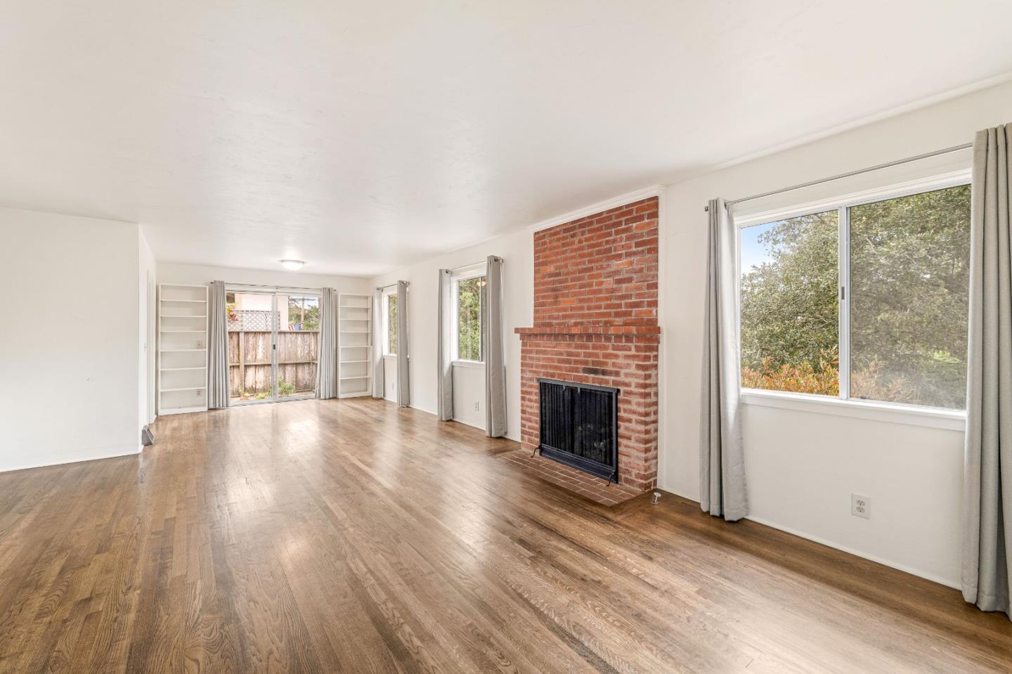 Detail Gallery Image 4 of 21 For 0 Se Corner of 2nd & Guadalupe, Carmel,  CA 93921 - 3 Beds | 2 Baths