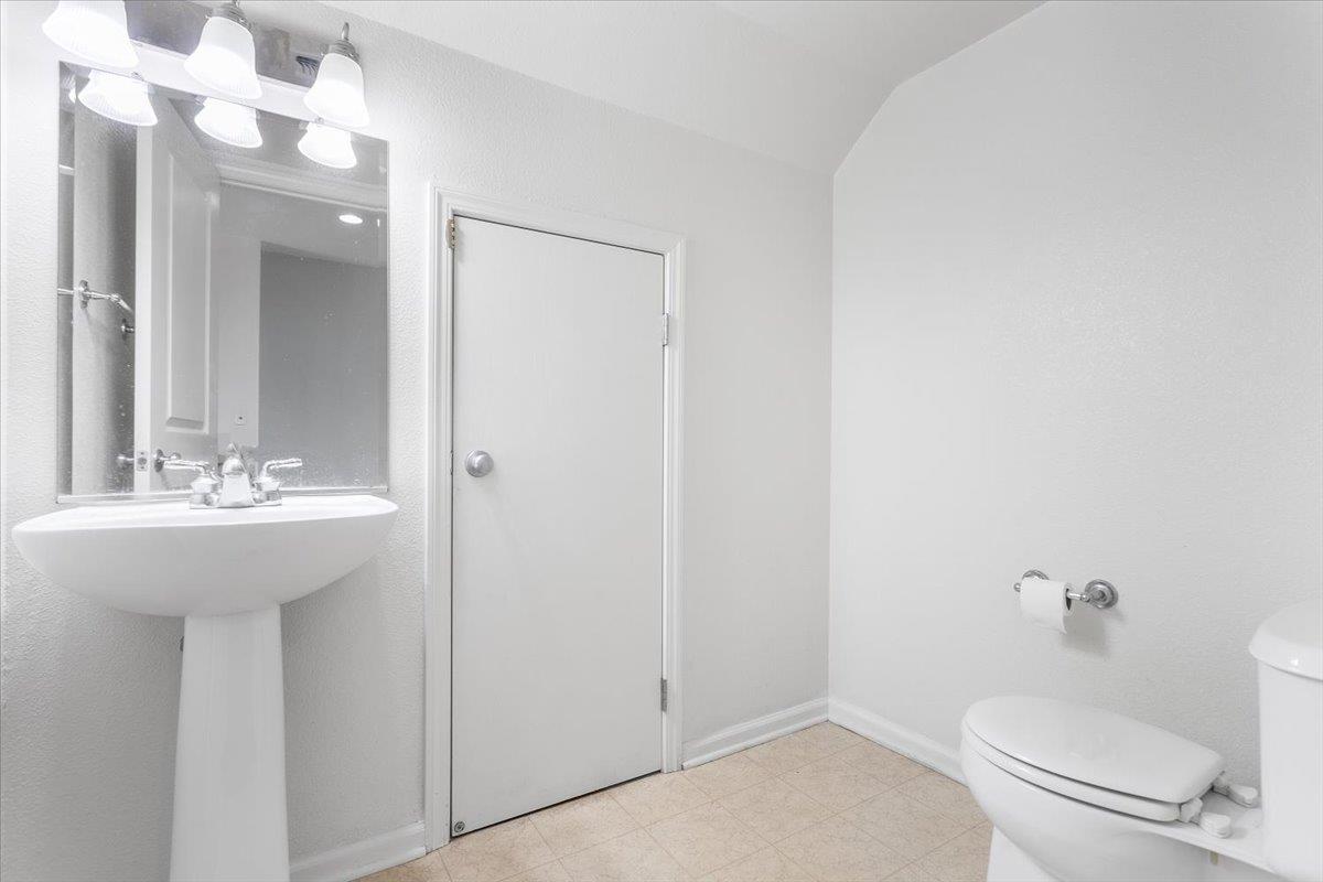 Detail Gallery Image 12 of 24 For 421 Metro Walk Way, Richmond,  CA 94801 - 3 Beds | 3/1 Baths