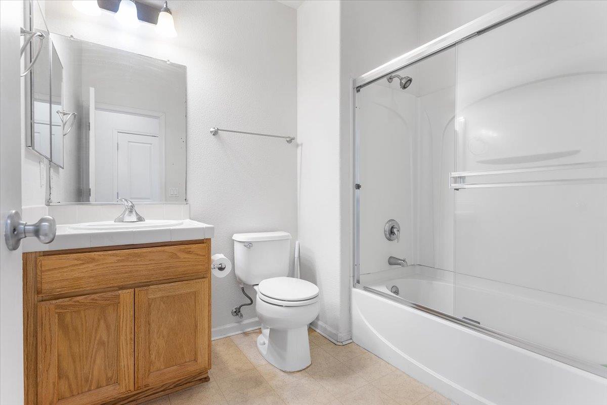 Detail Gallery Image 17 of 24 For 421 Metro Walk Way, Richmond,  CA 94801 - 3 Beds | 3/1 Baths