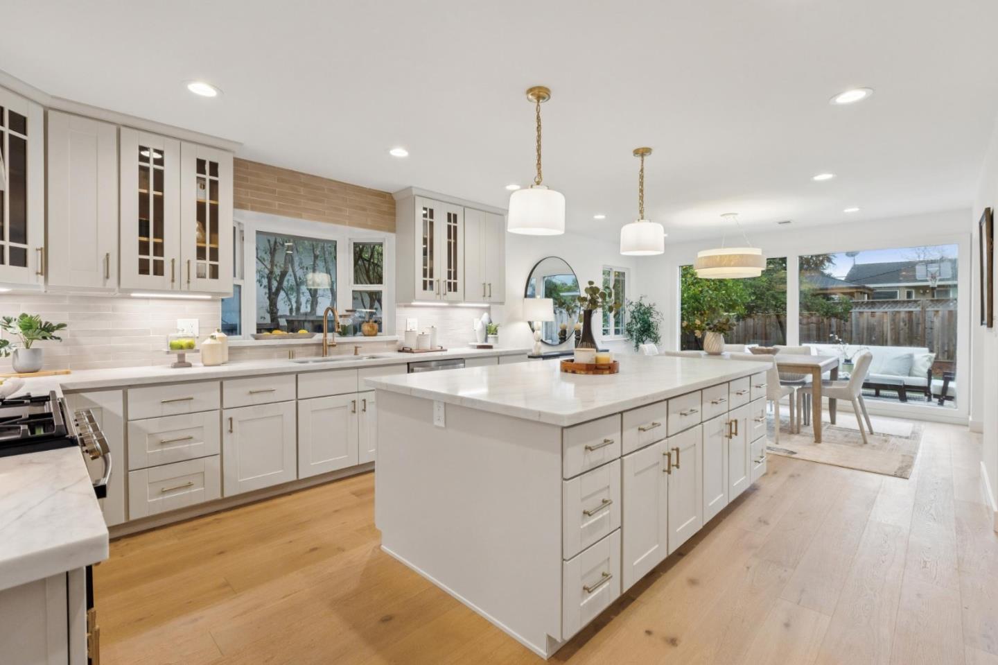 Detail Gallery Image 11 of 29 For 18336 Swarthmore Dr, Saratoga,  CA 95070 - 4 Beds | 3 Baths