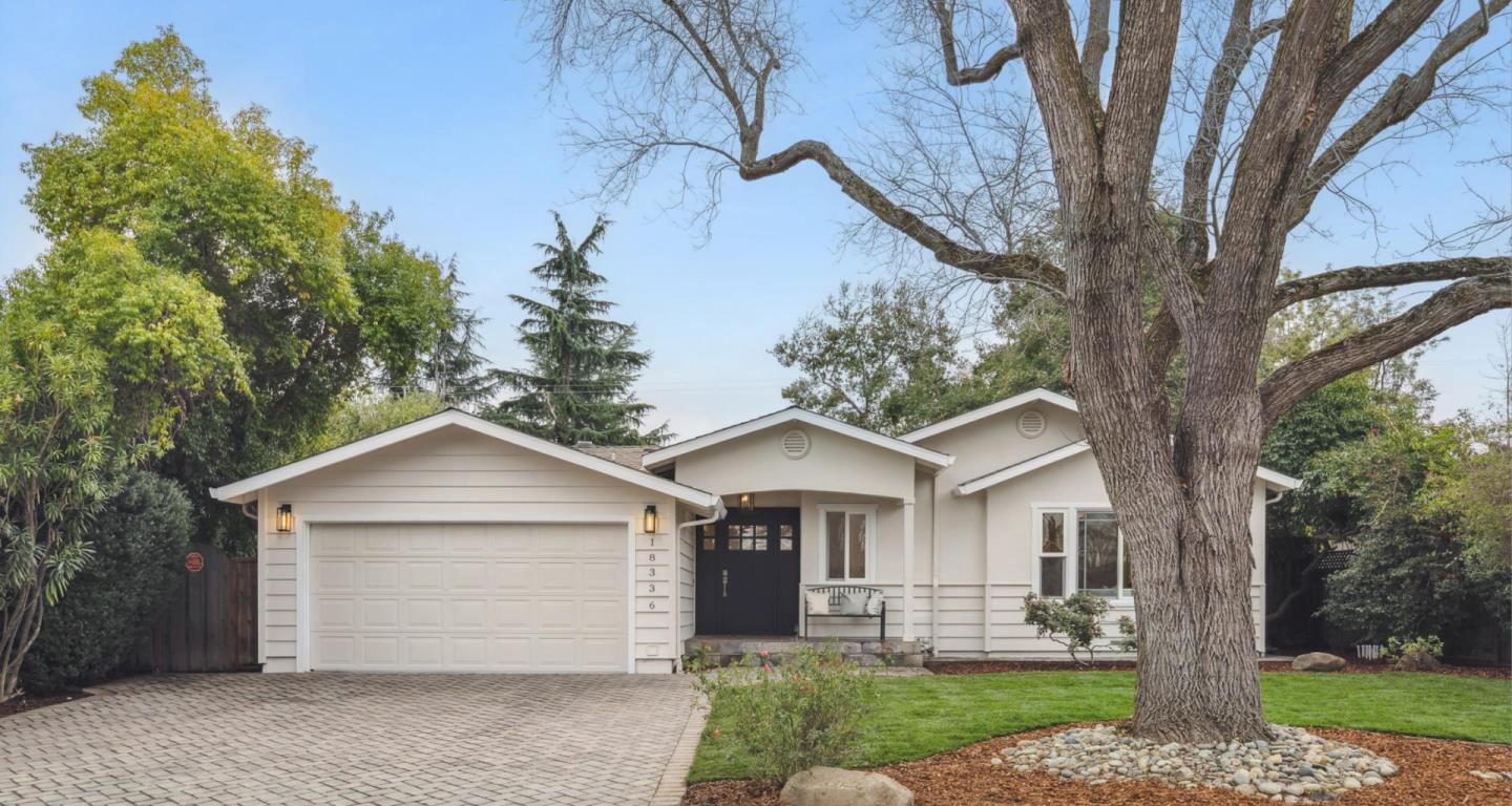 Detail Gallery Image 2 of 29 For 18336 Swarthmore Dr, Saratoga,  CA 95070 - 4 Beds | 3 Baths