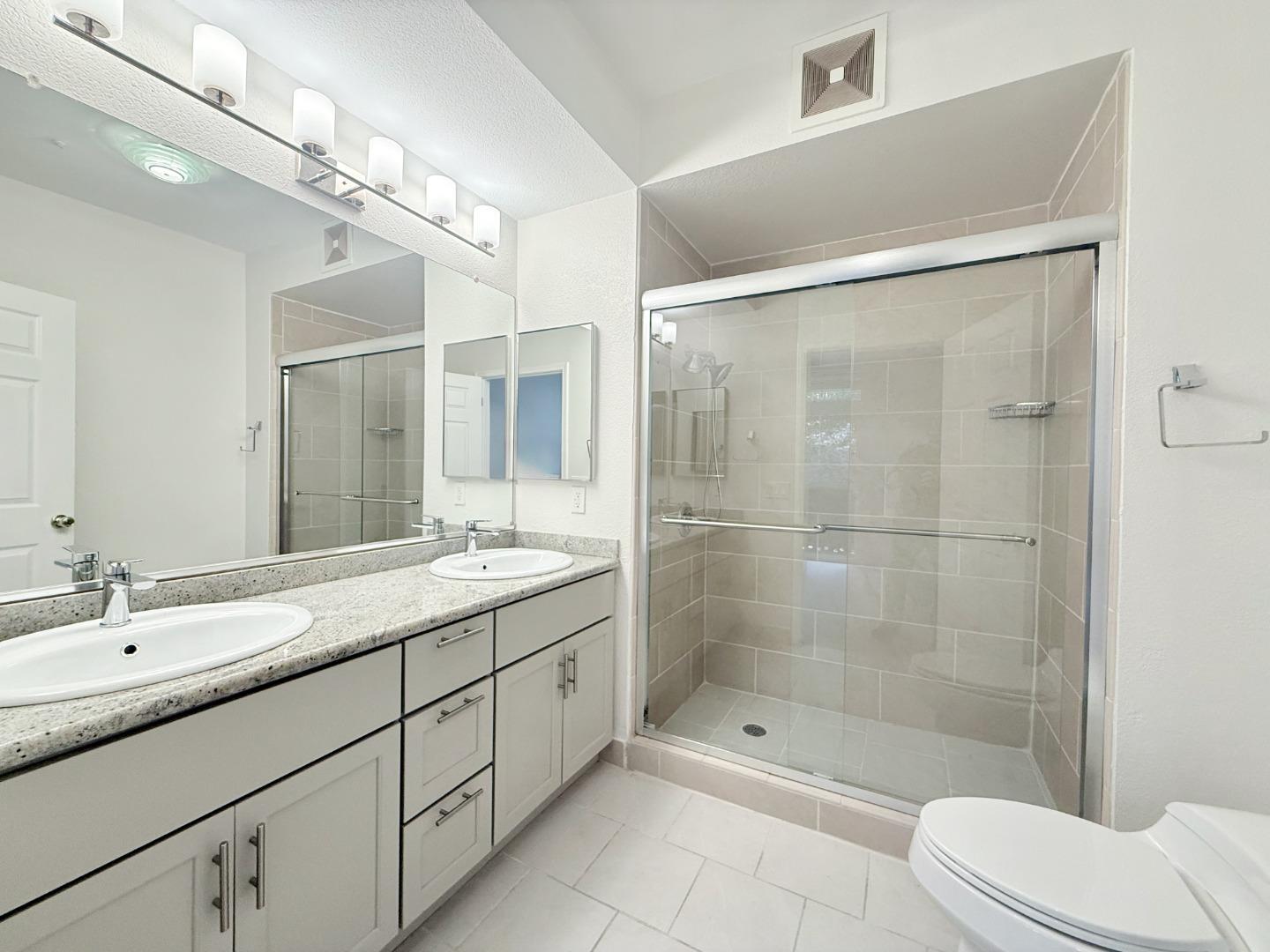 Detail Gallery Image 19 of 27 For 313 Crescent Ct, Brisbane,  CA 94005 - 2 Beds | 2 Baths