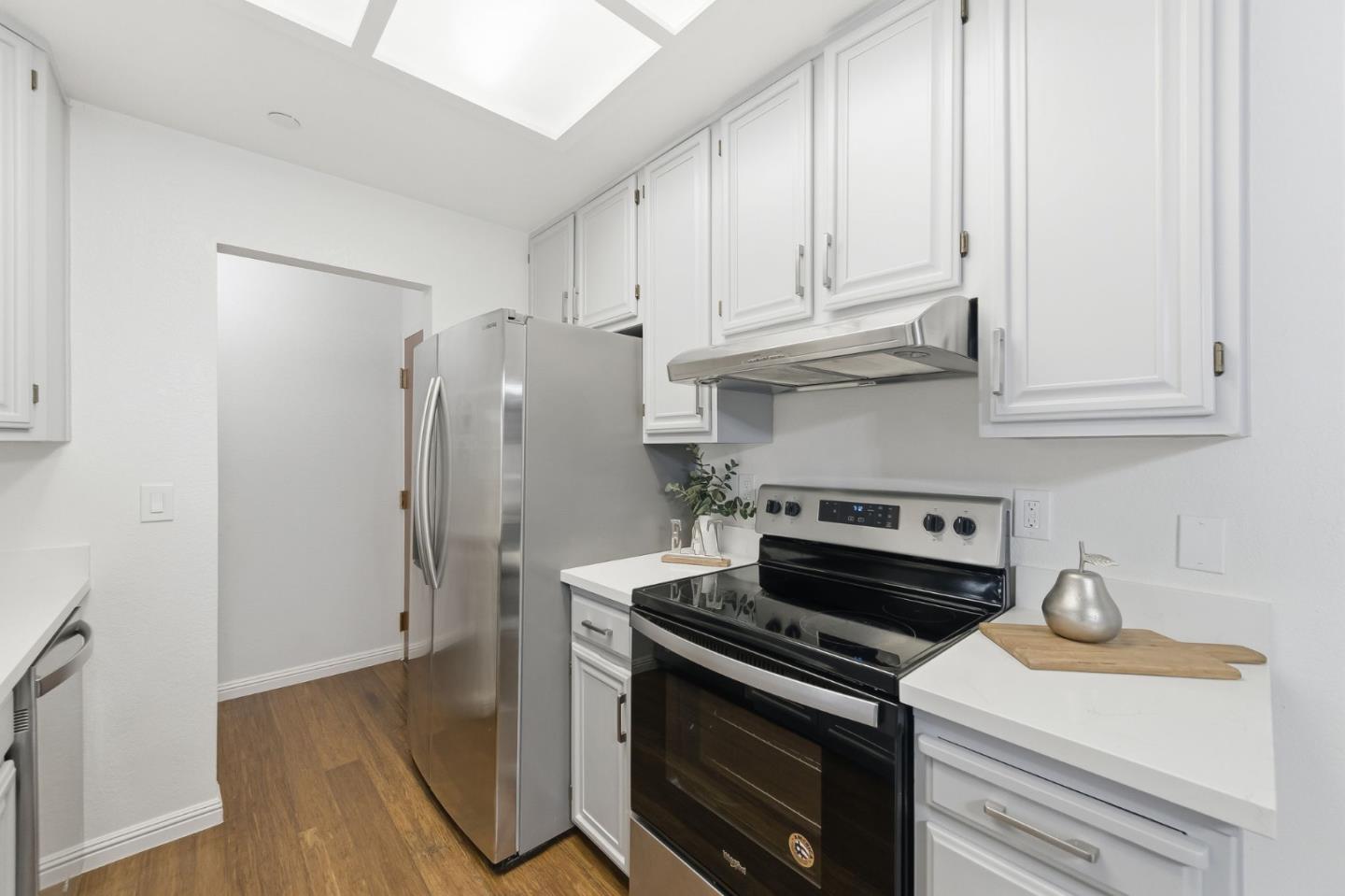 Detail Gallery Image 14 of 35 For 112 Madison Ave #109,  San Mateo,  CA 94402 - 2 Beds | 2 Baths