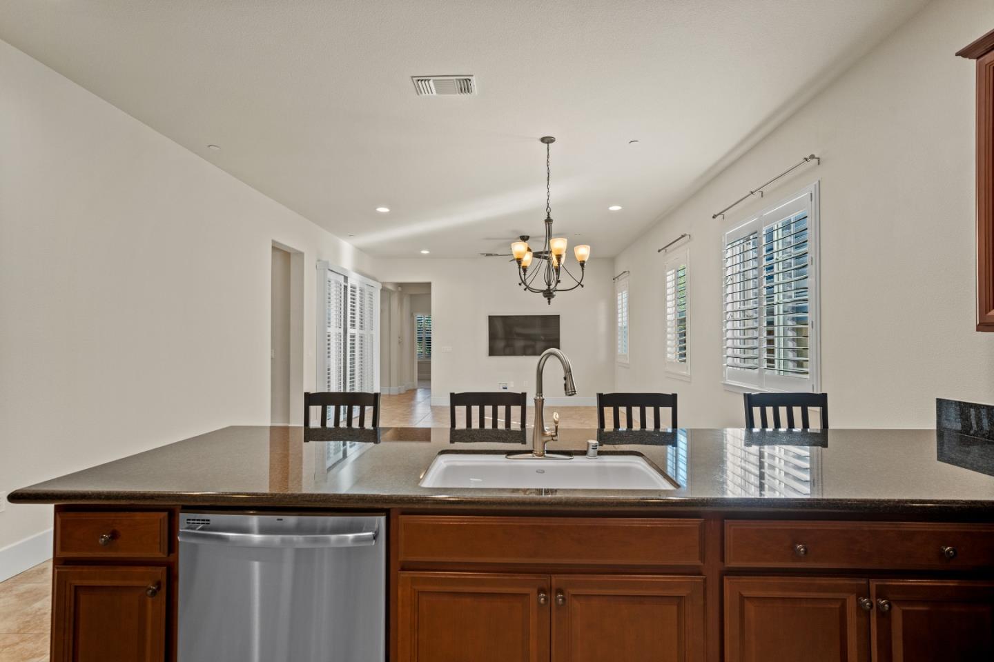 Detail Gallery Image 11 of 33 For 13102 Chamberlain Ave, Marina,  CA 93933 - 3 Beds | 2 Baths