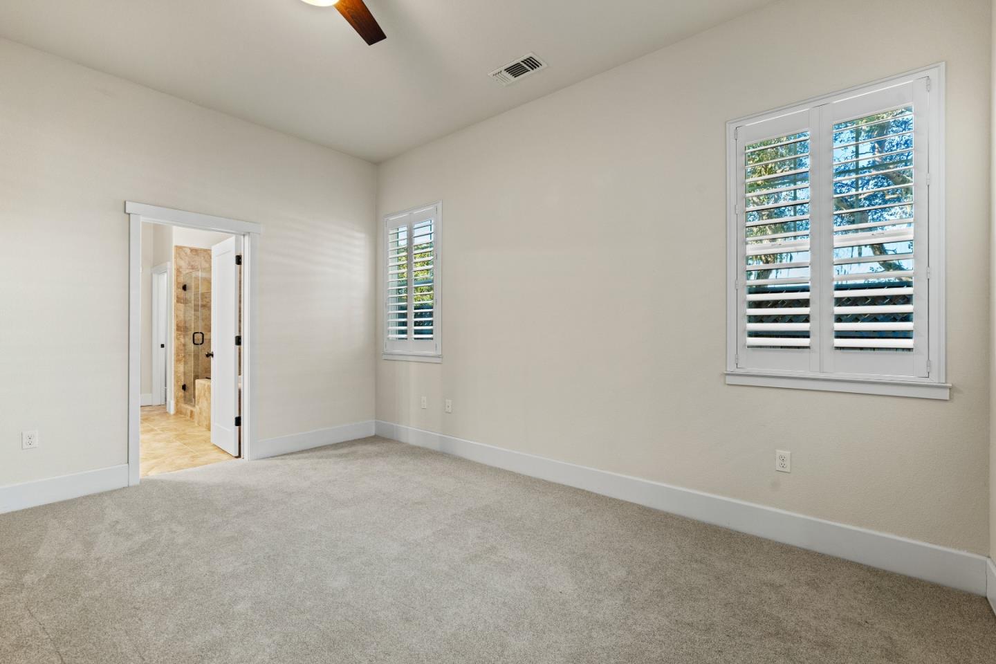 Detail Gallery Image 13 of 33 For 13102 Chamberlain Ave, Marina,  CA 93933 - 3 Beds | 2 Baths