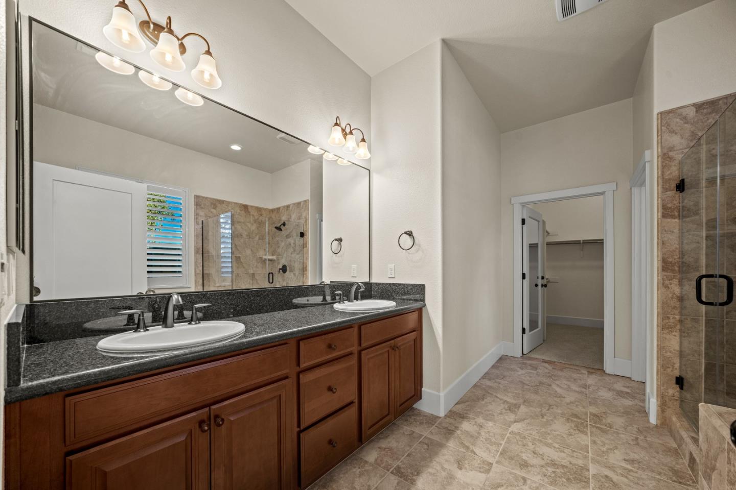 Detail Gallery Image 15 of 33 For 13102 Chamberlain Ave, Marina,  CA 93933 - 3 Beds | 2 Baths