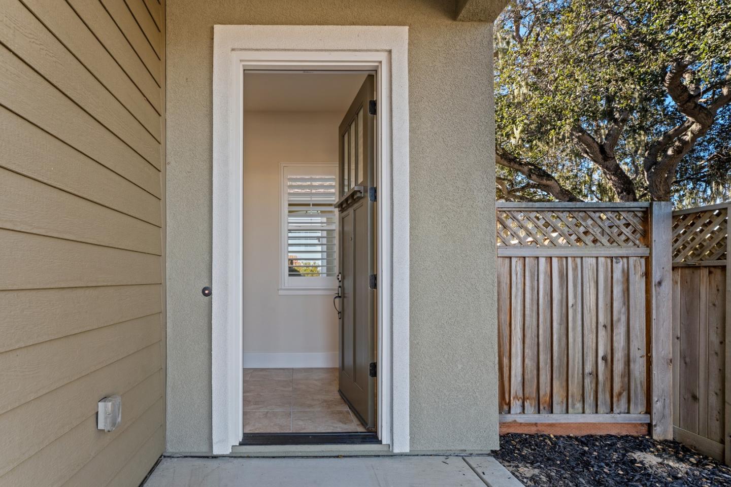 Detail Gallery Image 3 of 33 For 13102 Chamberlain Ave, Marina,  CA 93933 - 3 Beds | 2 Baths