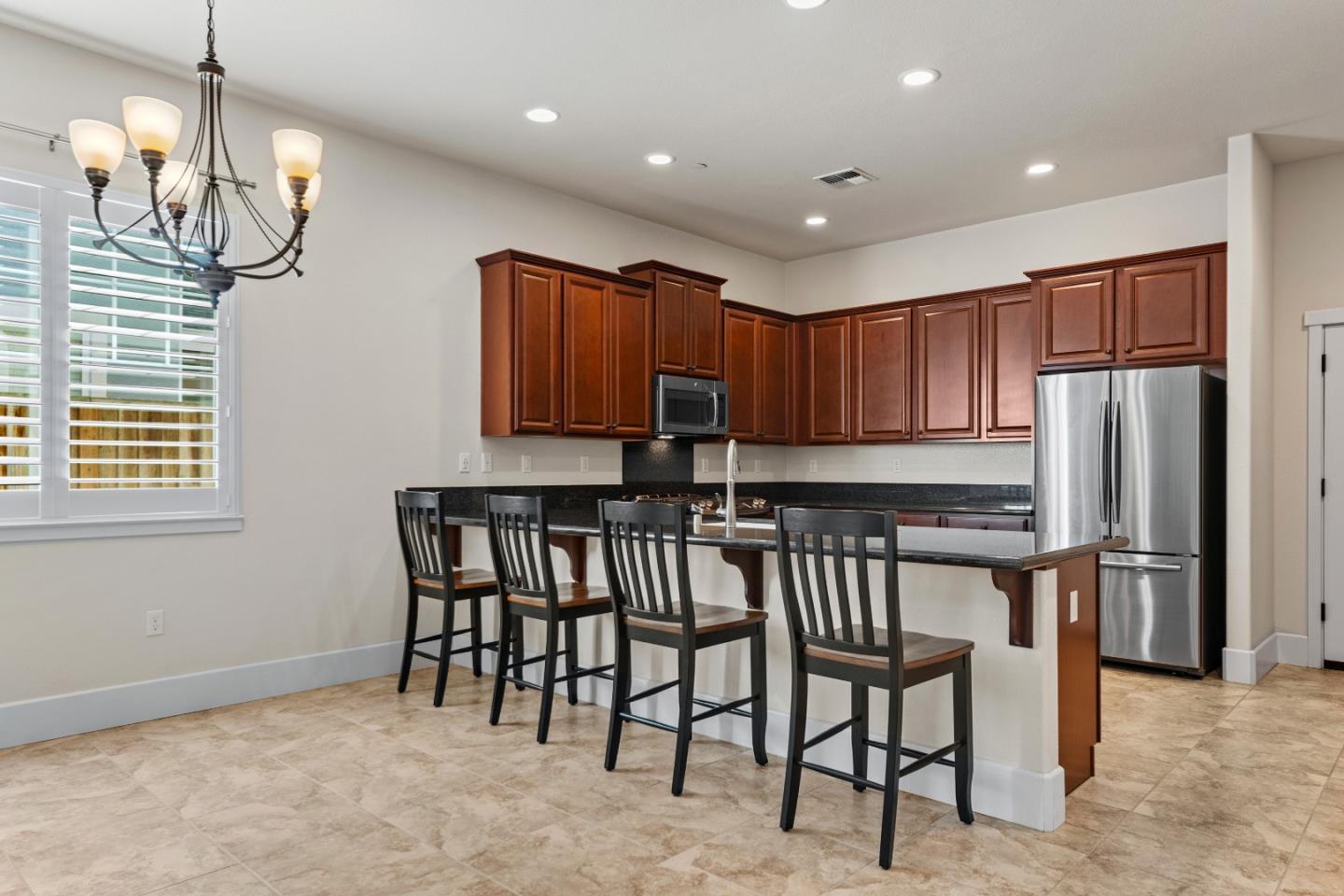 Detail Gallery Image 8 of 33 For 13102 Chamberlain Ave, Marina,  CA 93933 - 3 Beds | 2 Baths