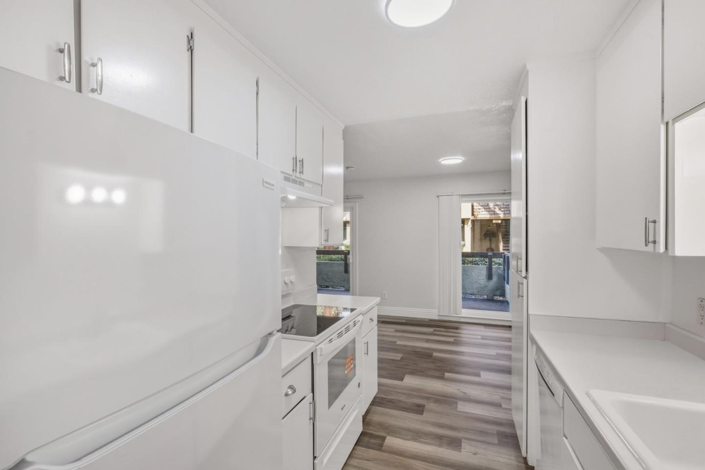 Photo #5: ML82032372 Listing: Photo #5