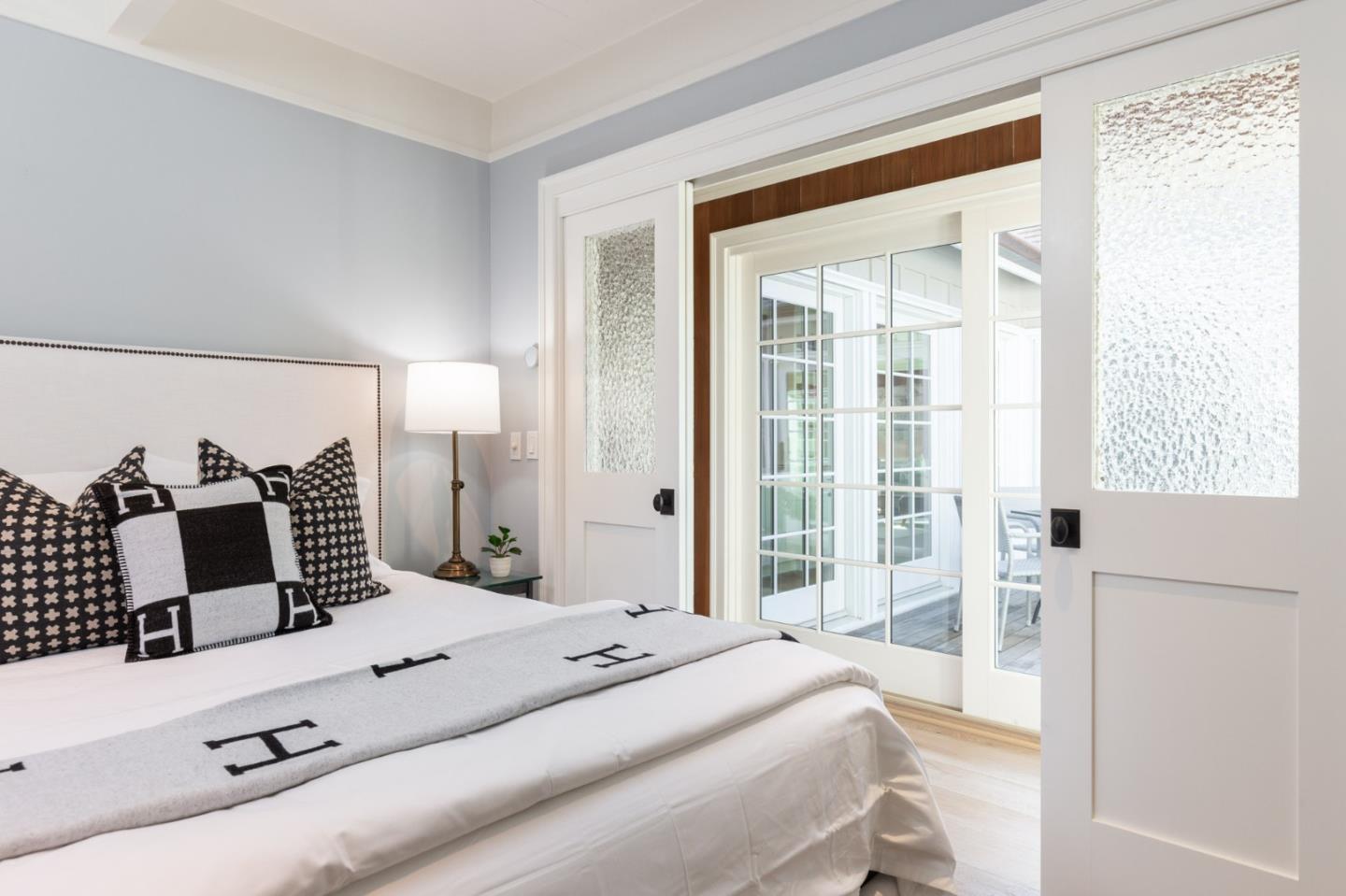 Detail Gallery Image 10 of 21 For 26334 River Park Pl, Carmel,  CA 93923 - 3 Beds | 3 Baths