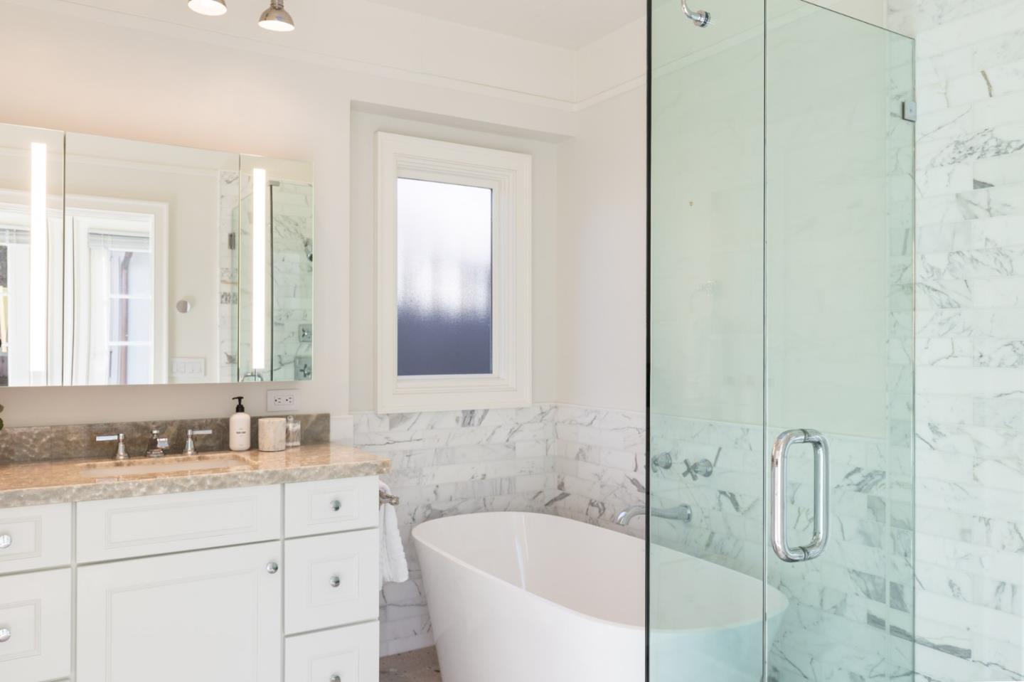 Detail Gallery Image 14 of 21 For 26334 River Park Pl, Carmel,  CA 93923 - 3 Beds | 3 Baths