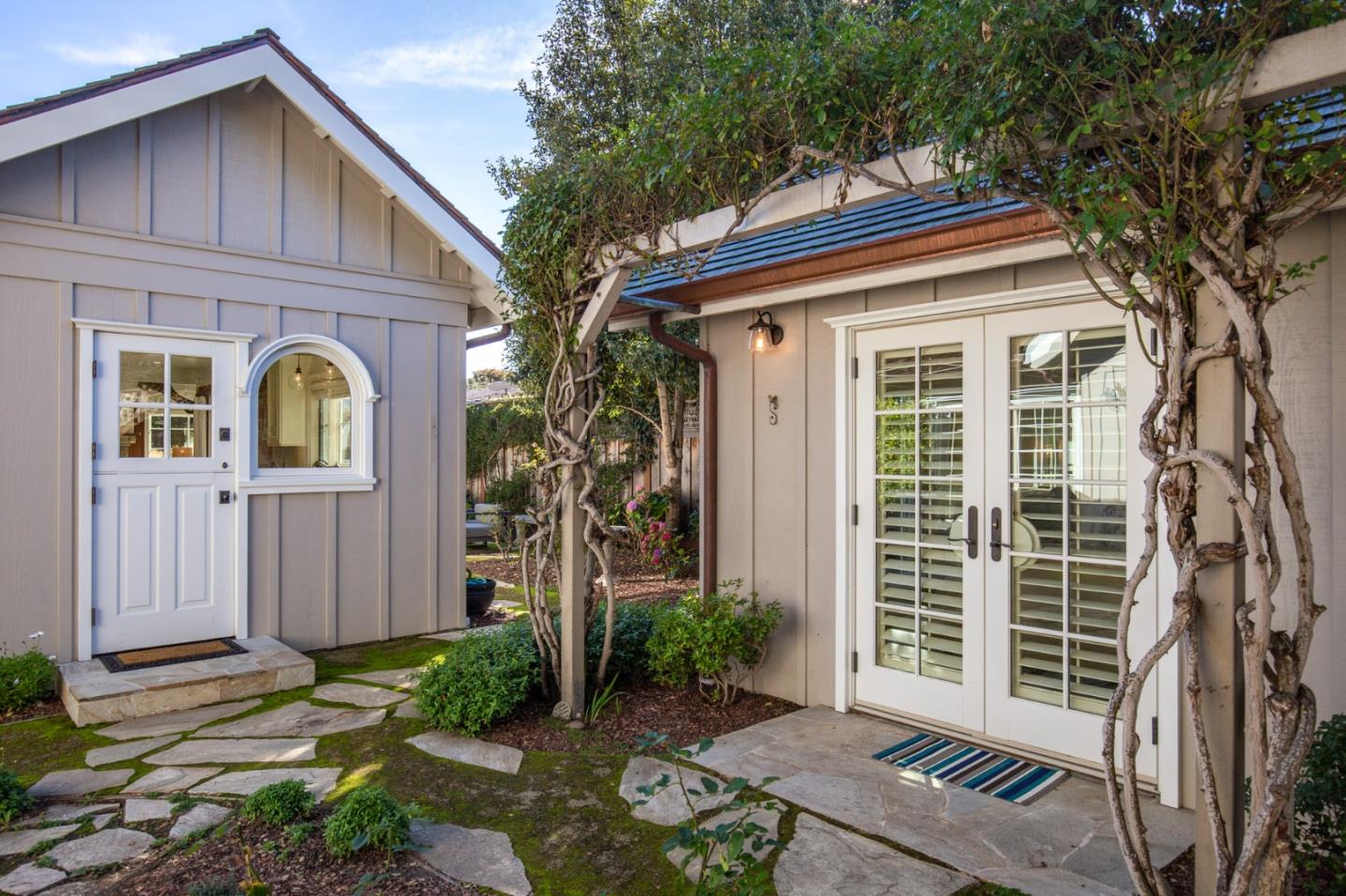 Detail Gallery Image 16 of 21 For 26334 River Park Pl, Carmel,  CA 93923 - 3 Beds | 3 Baths