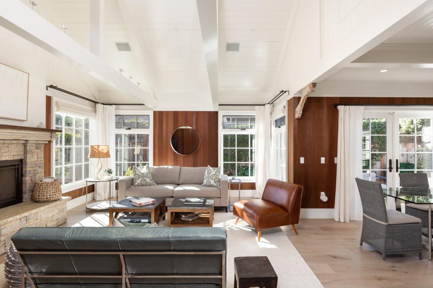 Detail Gallery Image 4 of 21 For 26334 River Park Pl, Carmel,  CA 93923 - 3 Beds | 3 Baths