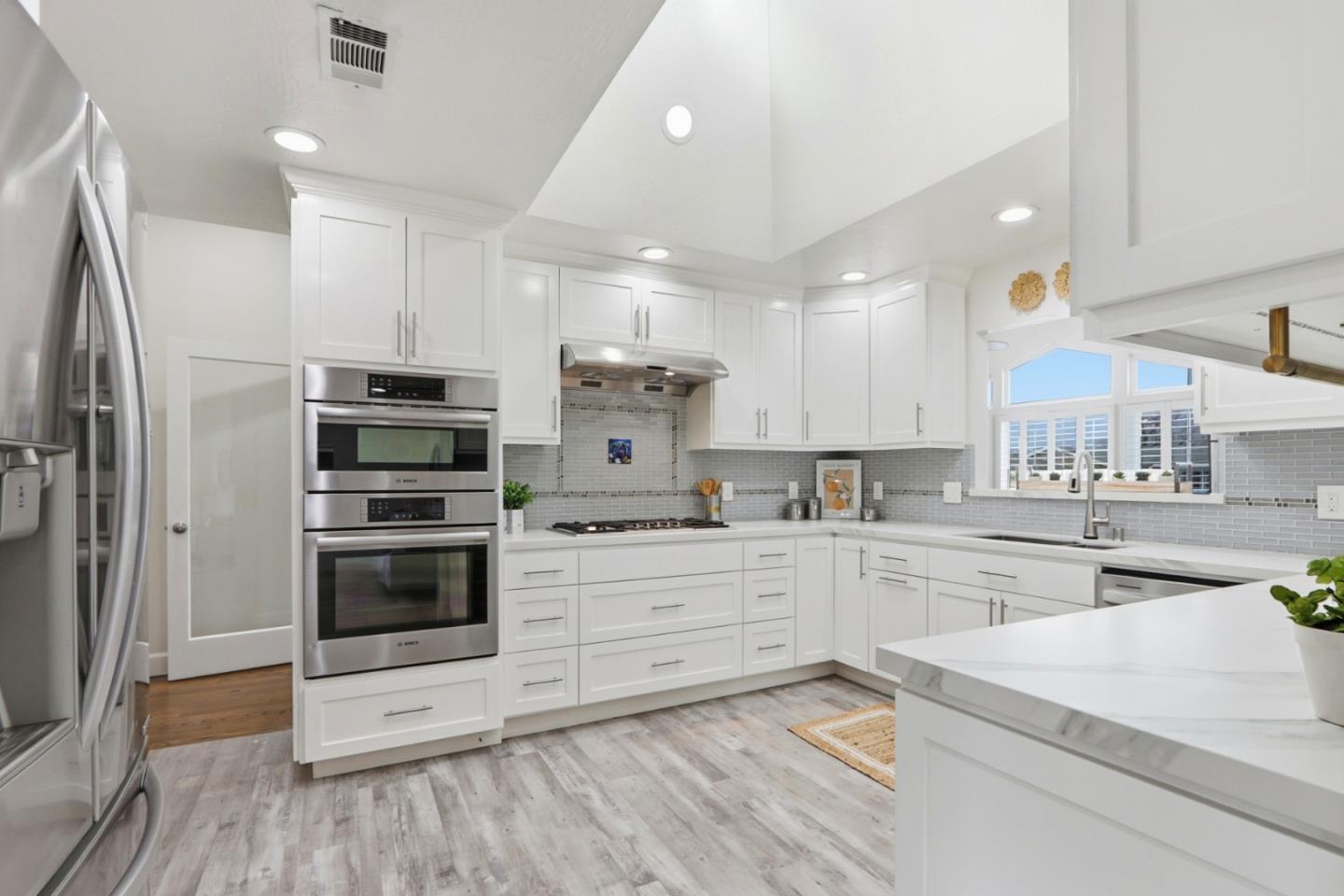 Detail Gallery Image 10 of 43 For 215 Silvera St, Milpitas,  CA 95035 - 3 Beds | 2 Baths