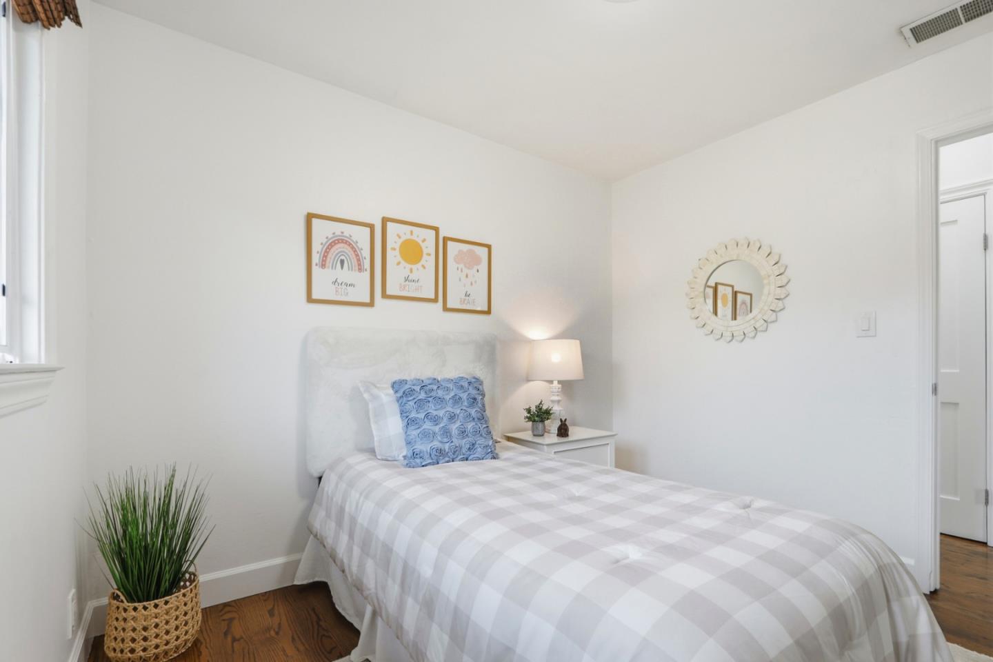 Detail Gallery Image 33 of 43 For 215 Silvera St, Milpitas,  CA 95035 - 3 Beds | 2 Baths