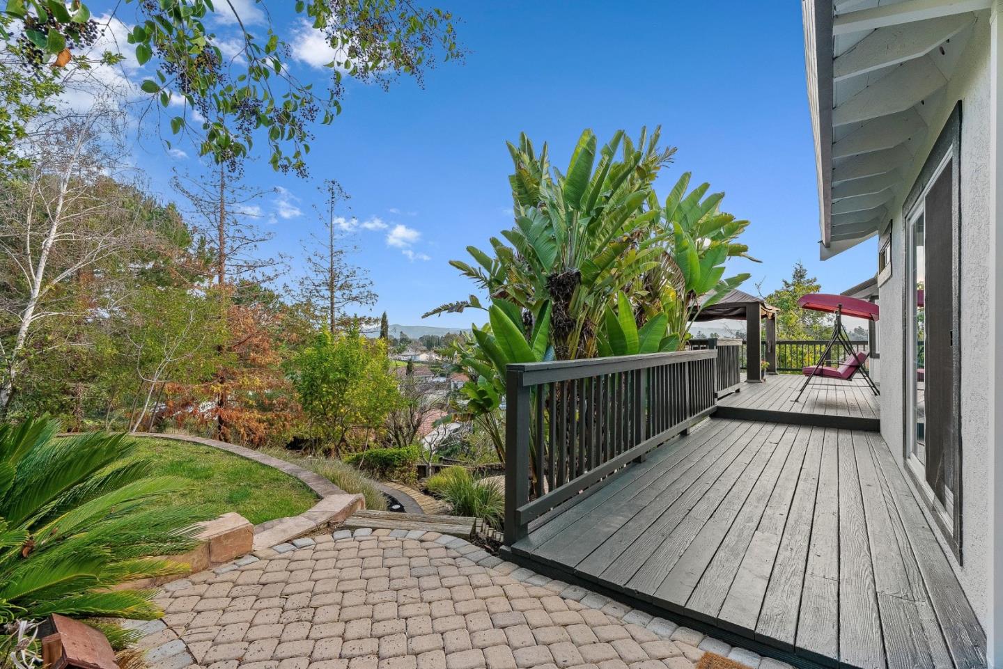 Detail Gallery Image 19 of 42 For 156 Knightshaven Way, San Jose,  CA 95111 - 4 Beds | 3 Baths